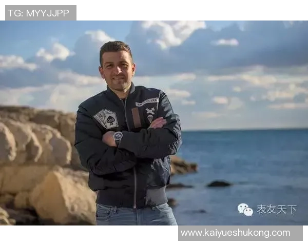 63号足球球星展现非凡天赋引领球队崭新篇章助力赛事胜利 63号足球球星展现非凡天赋引领球队崭新篇章助力赛事胜利